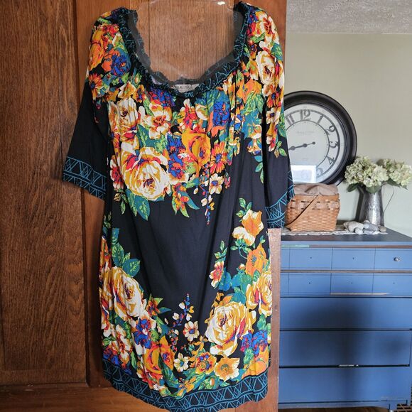 FREE MARKET by Flying Tomato Floral Tunic Top Women’s Large Relaxed Fit Boho - Picture 1 of 6